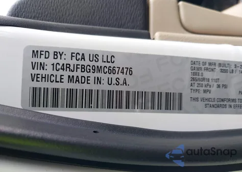 2021 Jeep Grand Cherokee Limited 4X4 z USA, uszkodzony, nr VIN 1C4RJFBG9MC667476